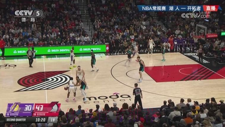 吕佩尔左侧回传 克林根弧顶三分命中